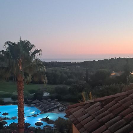 Villa Dans Cadre D'Exception - Golf, Piscine Et Tennis Prive Saint-Cyr-sur-Mer Luaran gambar