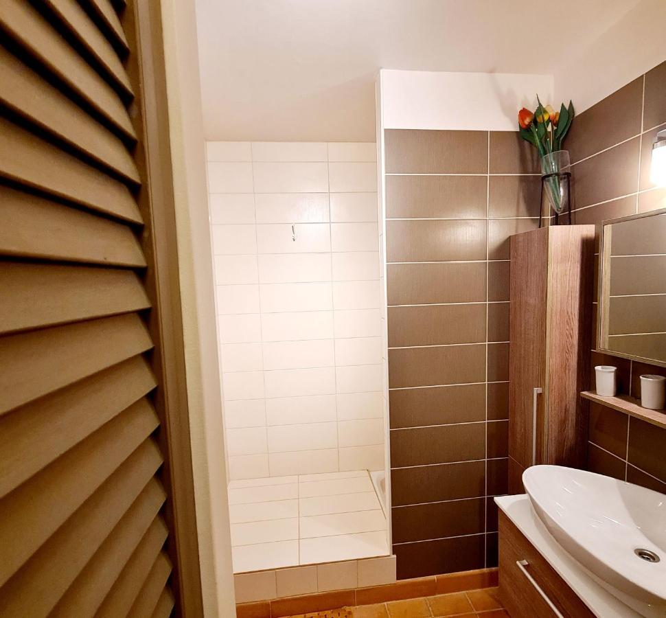 Villa Dans Cadre D'Exception - Golf, Piscine Et Tennis Prive Saint-Cyr-sur-Mer Luaran gambar