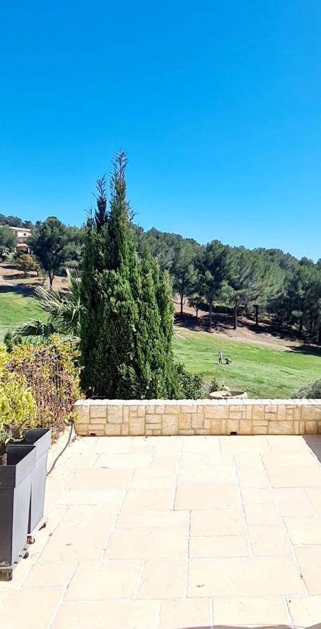 Villa Dans Cadre D'Exception - Golf, Piscine Et Tennis Prive Saint-Cyr-sur-Mer Luaran gambar